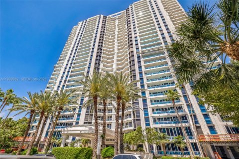 Condo à Aventura, Floride, 3 chambres № 1997301