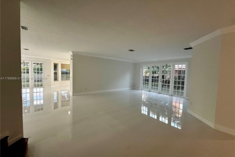 House in Wellington, Florida 6 bedrooms, 340.21 sq.m. № 1768735 - photo 14