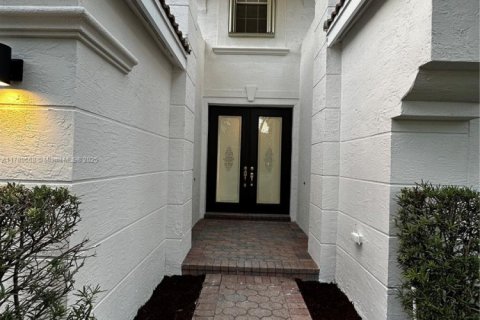 House in Wellington, Florida 6 bedrooms, 340.21 sq.m. № 1768735 - photo 8