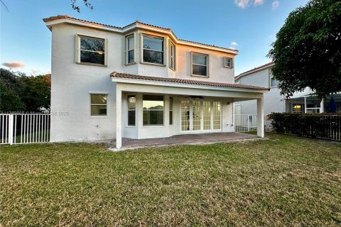 House in Wellington, Florida 6 bedrooms, 340.21 sq.m. № 1768735 - photo 15