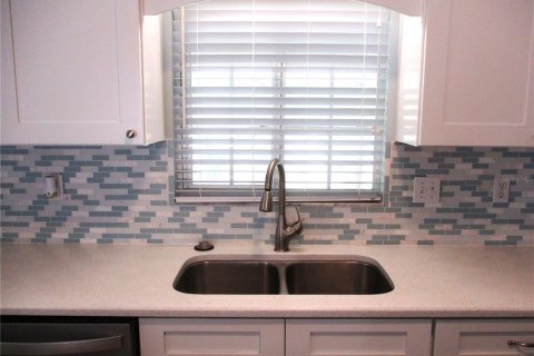 House in Dunnellon, Florida 3 bedrooms, 163.51 sq.m. № 2093301 - photo 9