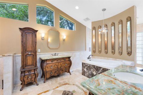Casa en venta en Winter Springs, Florida, 4 dormitorios, 381.36 m2 № 1835813 - foto 10