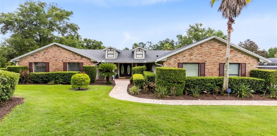 Casa en Winter Springs, Florida 4 dormitorios, 381.36 m2 № 1835813