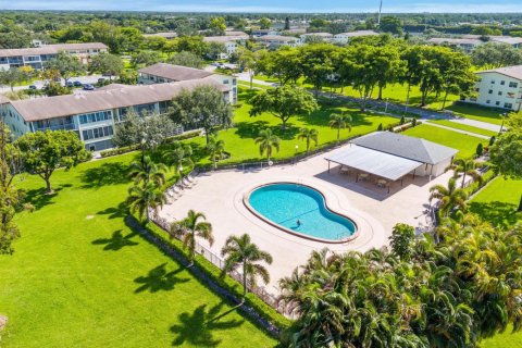 Condo in Boca Raton, Florida, 2 bedrooms  № 2247783 - photo 8