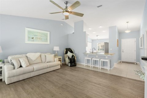 House in Palm Coast, Florida 4 bedrooms, 205.13 sq.m. № 1766257 - photo 3