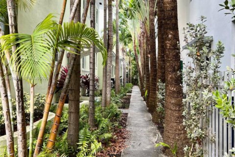 Apartamento en alquiler en Miami Beach, Florida, 39.95 m2 № 1985935 - foto 10