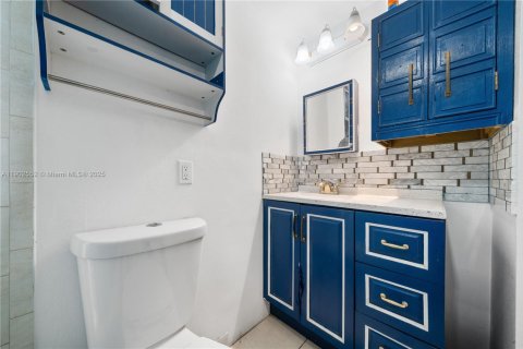 Casa en venta en Miami, Florida, 3 dormitorios, 86.58 m2 № 1953920 - foto 10