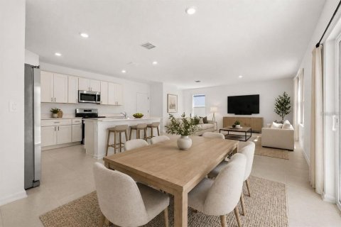 Villa ou maison à louer à Kissimmee, Floride: 4 chambres, 174.66 m2 № 2378331 - photo 4