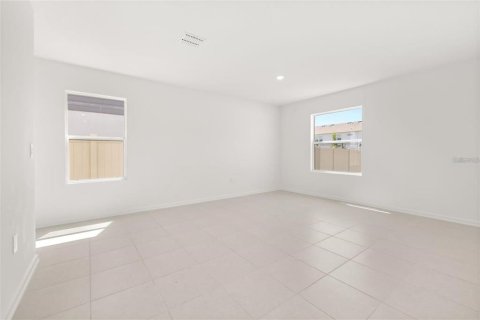 Villa ou maison à louer à Kissimmee, Floride: 4 chambres, 174.66 m2 № 2378331 - photo 15