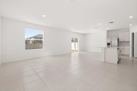 Villa ou maison à louer à Kissimmee, Floride: 4 chambres, 174.66 m2 № 2378331 - photo 11