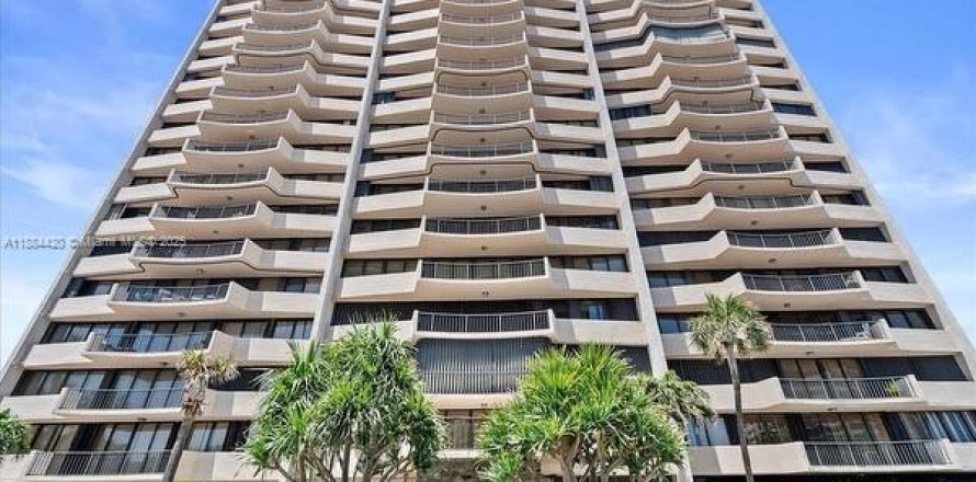 Condo à Riviera Beach, Floride, 2 chambres  № 1931146