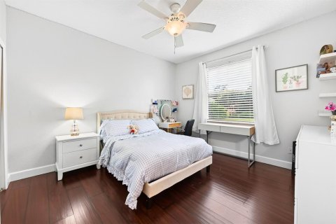 Villa ou maison à vendre à Winter Springs, Floride: 5 chambres, 327.11 m2 № 2415540 - photo 23