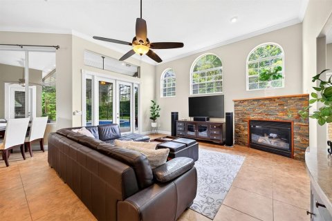Villa ou maison à vendre à Winter Springs, Floride: 5 chambres, 327.11 m2 № 2415540 - photo 15