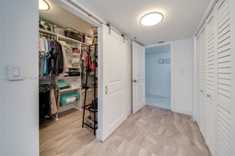 Copropriété à vendre à Hollywood, Floride: 2 chambres, 145.86 m2 № 2257900 - photo 24