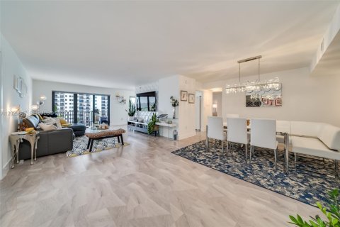 Copropriété à vendre à Hollywood, Floride: 2 chambres, 145.86 m2 № 2257900 - photo 4