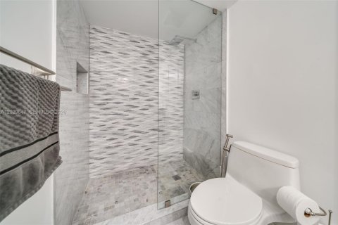 Copropriété à vendre à Hollywood, Floride: 2 chambres, 145.86 m2 № 2257900 - photo 21