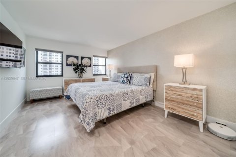 Copropriété à vendre à Hollywood, Floride: 2 chambres, 145.86 m2 № 2257900 - photo 22