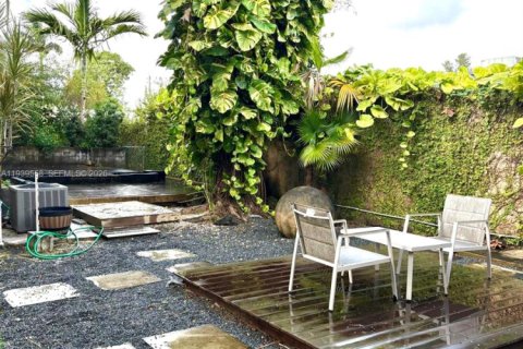 Touwnhouse à louer à Miami, Floride: 3 chambres, 136.01 m2 № 1999359 - photo 23