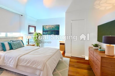 Condo in Miami Beach, Florida  № 1960598 - photo 8