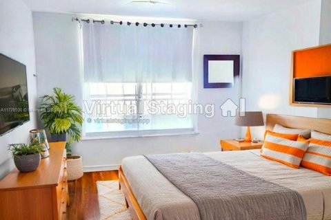 Condo in Miami Beach, Florida  № 1960598 - photo 7