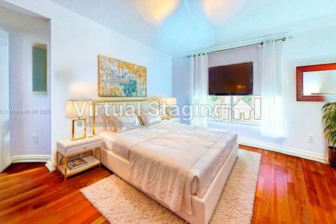 Condo in Miami Beach, Florida  № 1960598 - photo 13