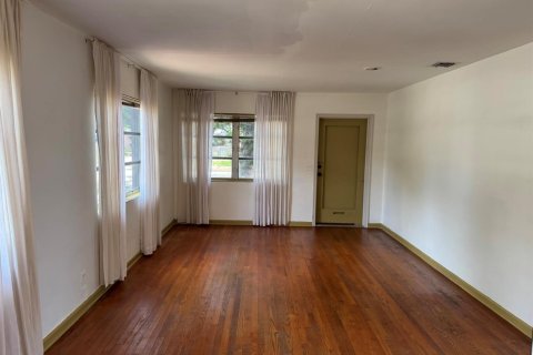 Villa ou maison à louer à West Palm Beach, Floride: 2 chambres, 210.52 m2 № 2181526 - photo 9