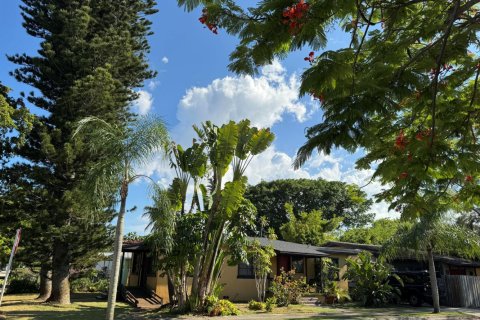 Villa ou maison à louer à West Palm Beach, Floride: 2 chambres, 210.52 m2 № 2181526 - photo 20