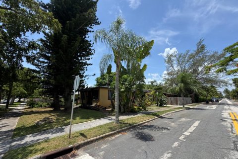 Villa ou maison à louer à West Palm Beach, Floride: 2 chambres, 210.52 m2 № 2181526 - photo 22