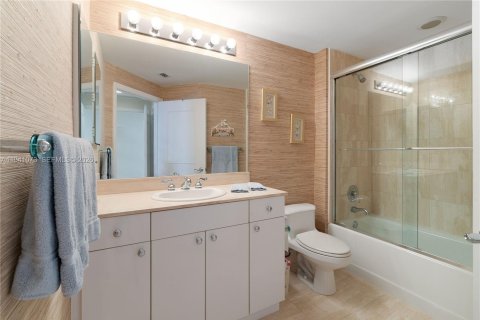 Copropriété à louer à Aventura, Floride: 3 chambres, 244.33 m2 № 1998644 - photo 16