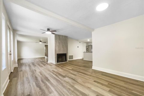 House in Saint Petersburg, Florida 3 bedrooms, 132.66 sq.m. № 1835615 - photo 26