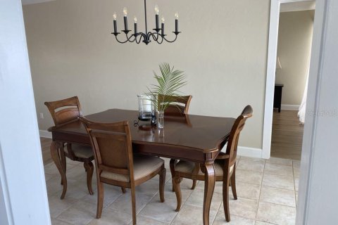 House in Punta Gorda, Florida 3 bedrooms, 171.03 sq.m. № 1826398 - photo 18