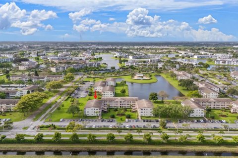 Copropriété à vendre à Boca Raton, Floride: 2 chambres, 78.04 m2 № 2064660 - photo 17