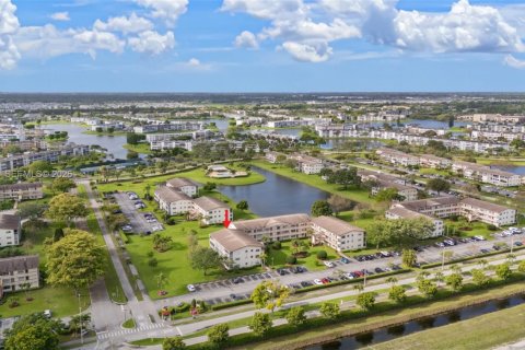 Copropriété à vendre à Boca Raton, Floride: 2 chambres, 78.04 m2 № 2064660 - photo 18