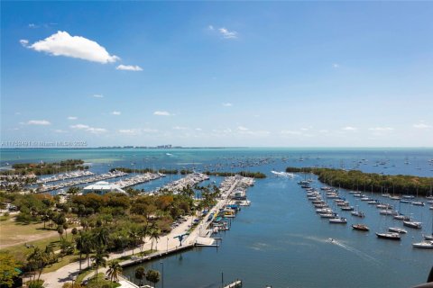 Condo in Miami, Florida, 3 bedrooms  № 1715550 - photo 9