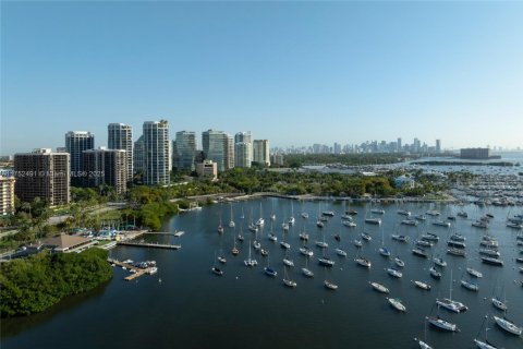 Condo in Miami, Florida, 3 bedrooms  № 1715550 - photo 27
