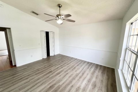 House in Wesley Chapel, Florida 5 bedrooms, 261.24 sq.m. № 2094816 - photo 28