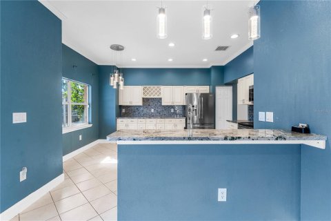 House in Wesley Chapel, Florida 5 bedrooms, 261.24 sq.m. № 2094816 - photo 15