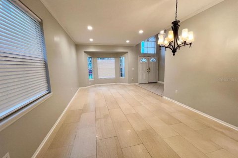 House in Wesley Chapel, Florida 5 bedrooms, 261.24 sq.m. № 2094816 - photo 8