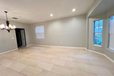 House in Wesley Chapel, Florida 5 bedrooms, 261.24 sq.m. № 2094816 - photo 9