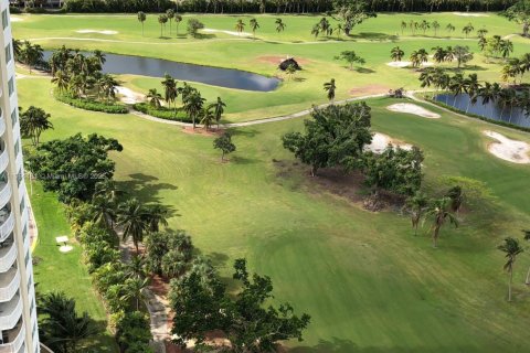 Copropriété à vendre à Hallandale Beach, Floride: 3 chambres, 137.59 m2 № 1867610 - photo 22