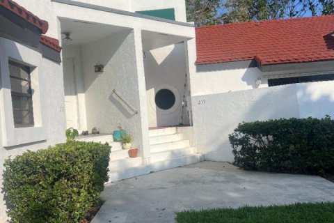 Adosado en Deerfield Beach, Florida 2 dormitorios, 132.85 m2 № 2175671