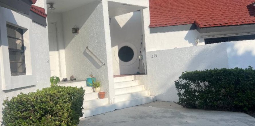 Adosado en Deerfield Beach, Florida 2 dormitorios, 132.85 m2 № 2175671