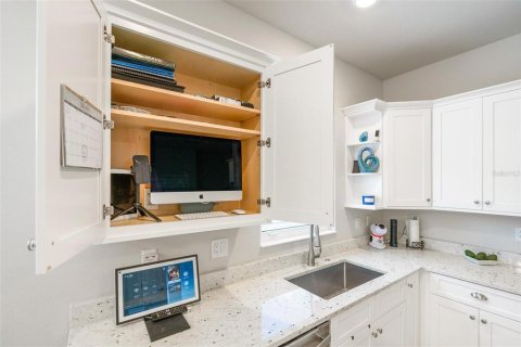 House in New Smyrna Beach, Florida 2 bedrooms, 118.17 sq.m. № 1826703 - photo 13