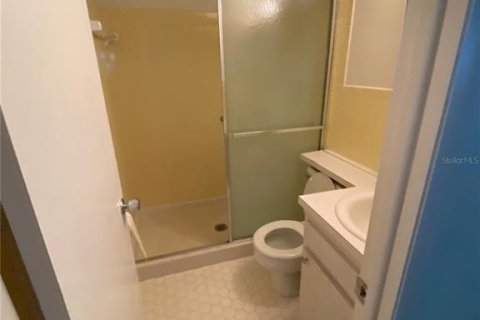 Condo in Seminole, Florida, 2 bedrooms  № 2391343 - photo 16