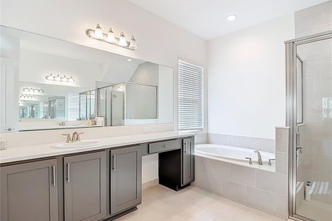 Villa ou maison à vendre à Wesley Chapel, Floride: 4 chambres, 270.07 m2 № 2097688 - photo 28