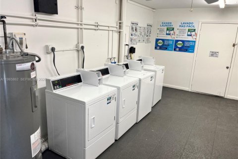 Copropriété à louer à Pembroke Pines, Floride: 1 chambre, 63.64 m2 № 2027804 - photo 18