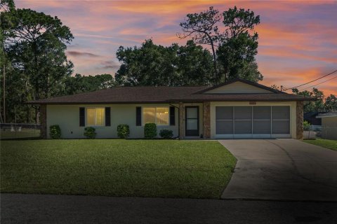 House in Inverness, Florida 2 bedrooms, 118.45 sq.m. № 1838190 - photo 4