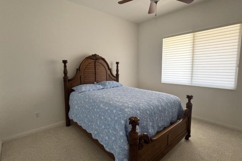 Condo in St. Lucie, Florida, 2 bedrooms № 2077435 - photo 8