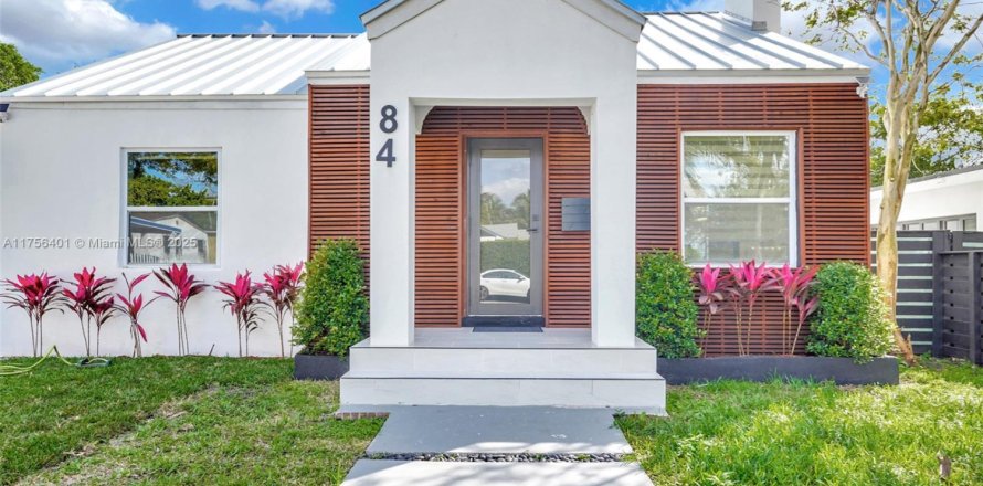 Casa en Miami, Florida 4 dormitorios, 149.2 m2 № 1860289