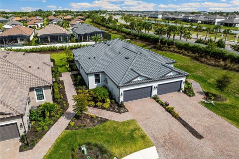 House in Bradenton, Florida 2 bedrooms, 144.74 sq.m. № 1086697 - photo 3